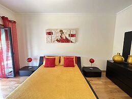 Ameijeira Lagos Apartment