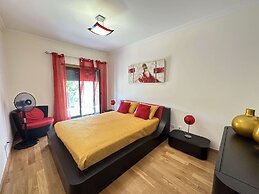 Ameijeira Lagos Apartment