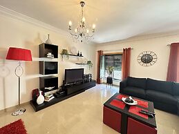 Ameijeira Lagos Apartment