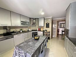 Ameijeira Lagos Apartment