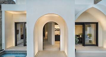 Artium Villa with Pool hosted by K&K