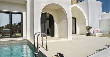 Artium Villa with Pool hosted by K&K