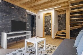 Mountain Retreat by Homie