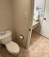 Mountainside Inn 109 1 Bedroom Hotel Room by Alpine Lodging Telluride