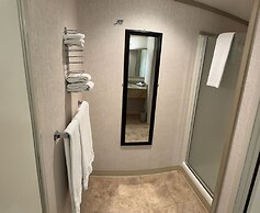 Mountainside Inn 109 1 Bedroom Hotel Room by Alpine Lodging Telluride