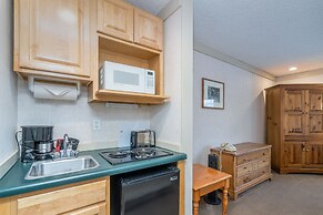 Mountainside Inn 318 1 Bedroom Hotel Room by Alpine Lodging Telluride