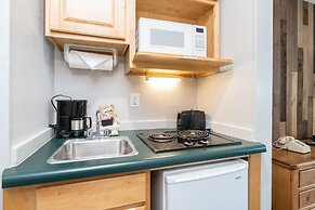 Mountainside Inn 316 1 Bedroom Hotel Room by Alpine Lodging Telluride