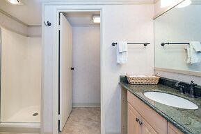 Mountainside Inn 121 1 Bedroom Hotel Room by Alpine Lodging Telluride