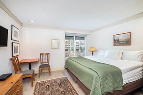 Mountainside Inn 221 1 Bedroom Hotel Room by Alpine Lodging Telluride