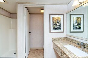 Mountainside Inn 221 1 Bedroom Hotel Room by Alpine Lodging Telluride