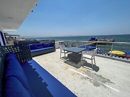 Akçay Pier Hotel & Beach