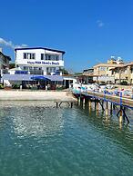 Akçay Pier Hotel & Beach