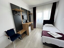 Akçay Pier Hotel & Beach