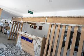 Akçay Pier Hotel & Beach