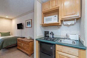 Mountainside Inn 115 1 Bedroom Hotel Room by Alpine Lodging Telluride