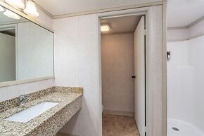 Mountainside Inn 305 1 Bedroom Hotel Room by Alpine Lodging Telluride