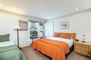 Mountainside Inn 117 1 Bedroom Hotel Room by Alpine Lodging Telluride