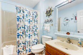 2706 W. 3rd St 2 Bedroom Home by RedAwning