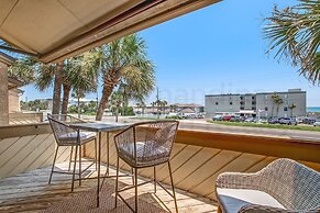 8 Sea Castles 3 Bedroom Condo by RedAwning