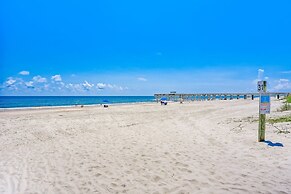 8 Sea Castles 3 Bedroom Condo by RedAwning