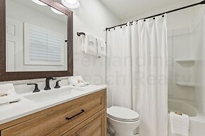 8 Sea Castles 3 Bedroom Condo by RedAwning