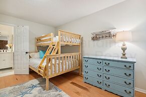 8 Sea Castles 3 Bedroom Condo by RedAwning