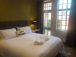 Toothbrush Apartments - Lloyds Avenue