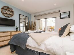 Apartment 3 Fistral Beach