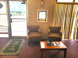 Holiday Host Motel & RV Park