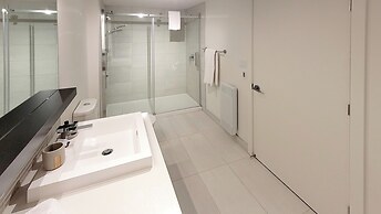 Corporate Stays - Blum