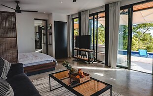 LeSuite Santa Teresa