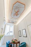 Gallo Cedrone a Home With Outdoor