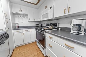 Ski-In Ski-Out Summit Townhouse