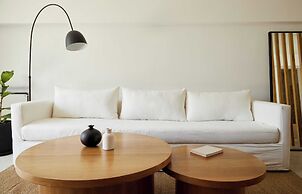 Modern & chic 2 bedrooms Apt.