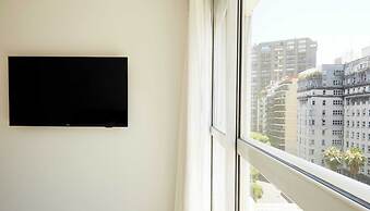 Modern & chic 2 bedrooms Apt.