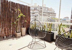 Modern & chic 2 bedrooms Apt.