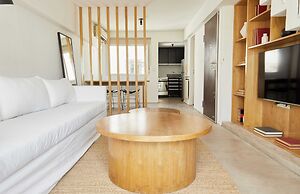 Modern & chic 2 bedrooms Apt.