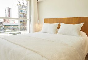 Modern & chic 2 bedrooms Apt.