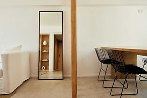 Modern & chic 2 bedrooms Apt.