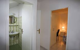 Green Garden Apartment