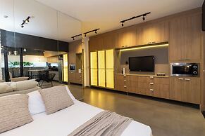 360 VN Capote Valente by Housi