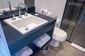 360 VN Capote Valente by Housi