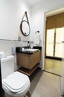 360 VN Capote Valente by Housi