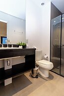 360 VN Capote Valente by Housi