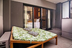 360 VN Capote Valente by Housi