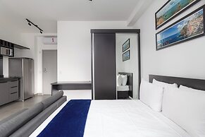 360 VN Capote Valente by Housi