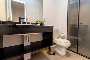 360 VN Capote Valente by Housi