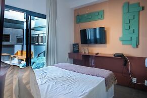 360 VN Capote Valente by Housi