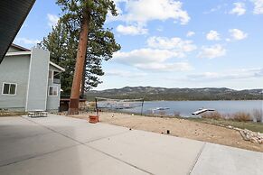 Hakuna Matata Lakefront