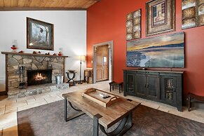 Hakuna Matata Lakefront